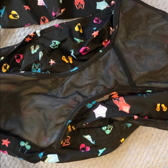 (SOLD) New Torrid Swim Beach Print Bikini Size 1 - Picture 5 of 7